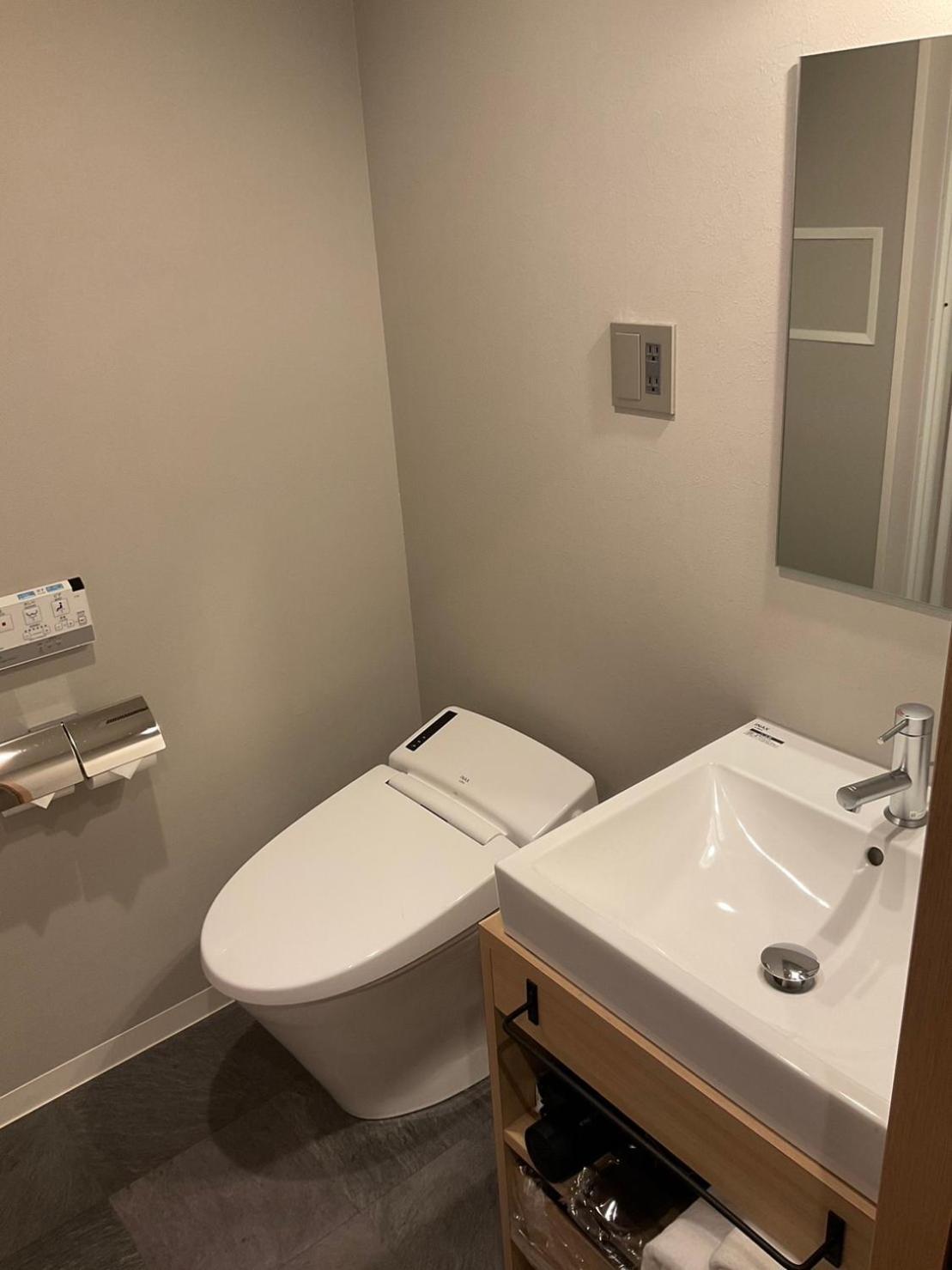 R Hotel Namba 오사카 외부 사진